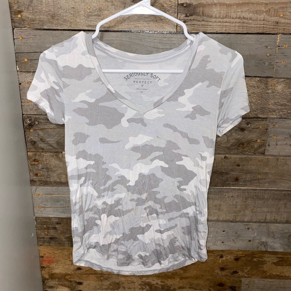 aeropostale camo t-shirt